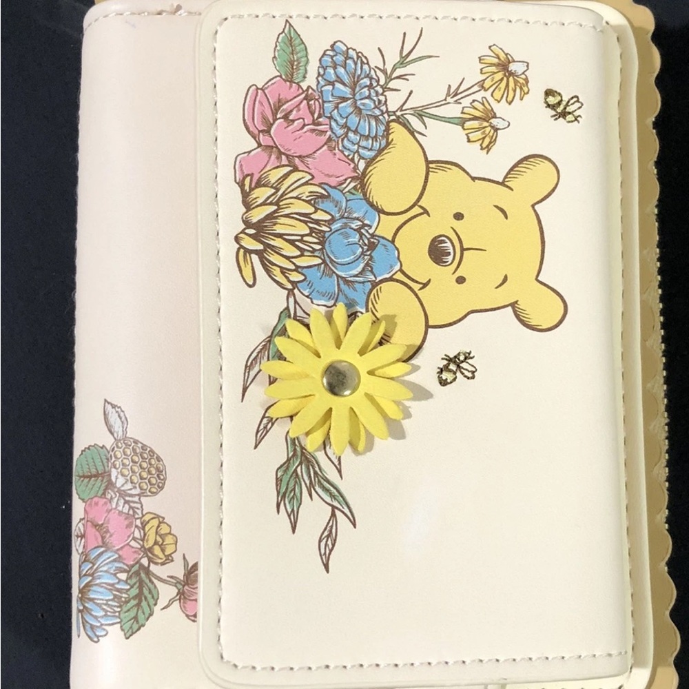 Loungefly Disney Winnie the Pooh Botanical Garden 3D Flower Small Yellow Wallet - Picture 3 of 8
